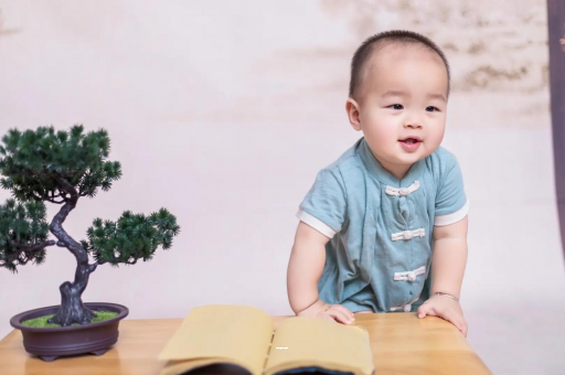 朔州宝宝爱吐奶是什么原因